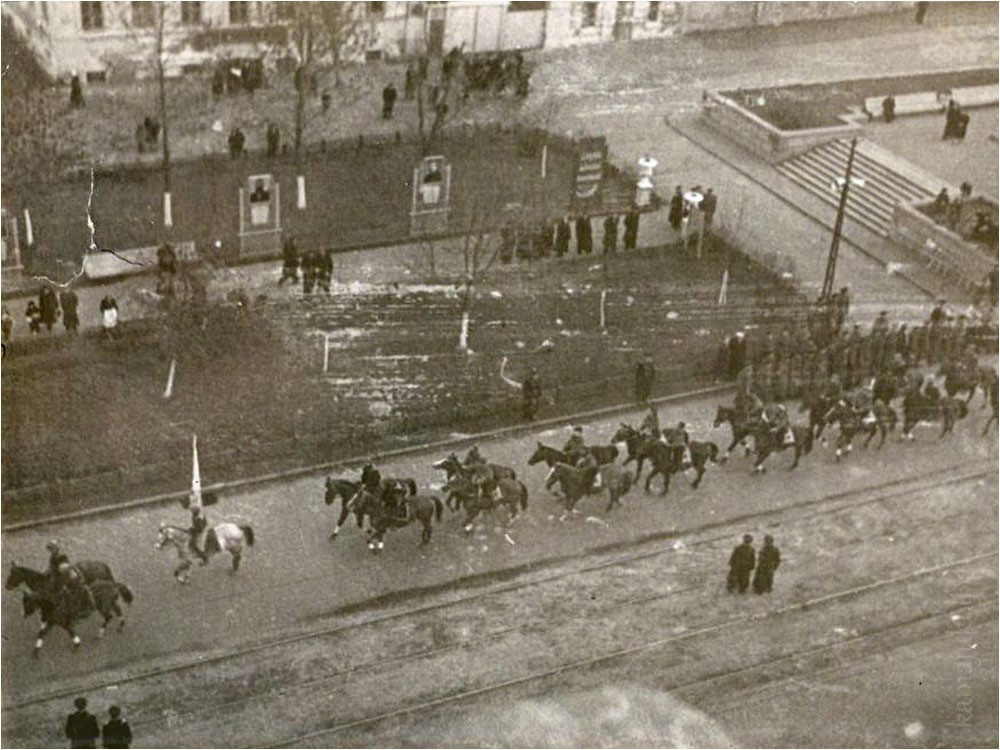 парад 1.jpg