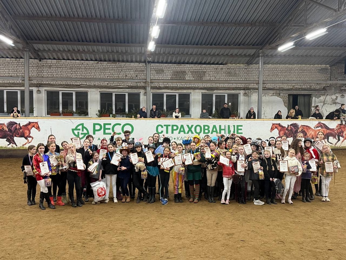 В 21 декабря в нашей спортивной школе прошли соревнования, посвященные чемпиону РСФСР по троеборью Савинову В.Г.