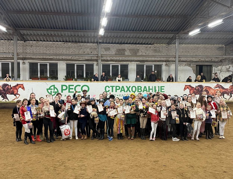 В 21 декабря в нашей спортивной школе прошли соревнования, посвященные чемпиону РСФСР по троеборью Савинову В.Г.
