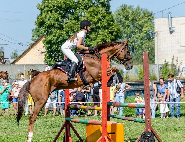 Сегодня свой день рождения отмечает замечательный тренер-преподаватель Арина Кашицына