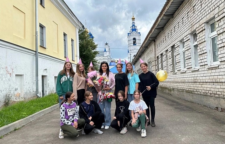 Сегодня свой день рождения отмечает Наталья Александровна Маляева